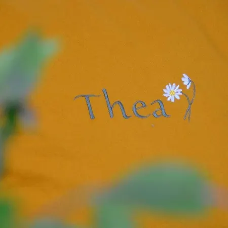 Thea Cozy